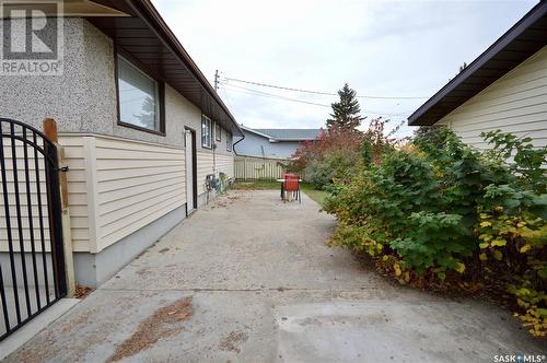 32 Stewart Avenue, Saskatoon, SK - Outdoor With Exterior