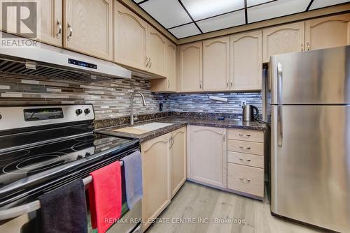 410 - 88 Tollgate Road, Brantford, ON - Indoor Photo Showing Kitchen With Stainless Steel Kitchen