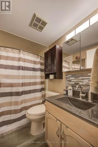 410 - 88 Tollgate Road, Brantford, ON - Indoor Photo Showing Bathroom