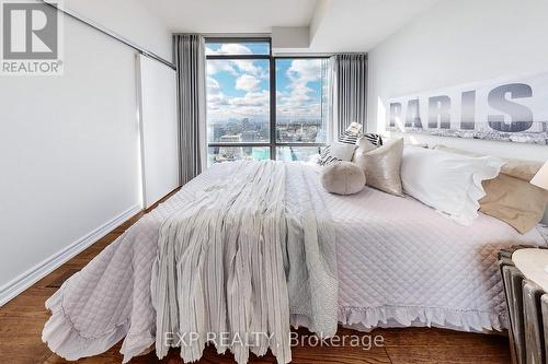 3203 - 38 Grenville Street, Toronto, ON - Indoor Photo Showing Bedroom