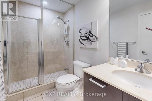 3203 - 38 Grenville Street, Toronto, ON - Indoor Photo Showing Bathroom