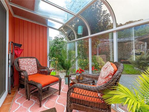 4095 Livingstone Ave North, Saanich, BC 