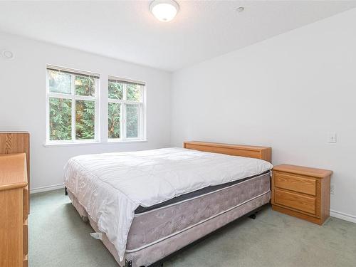 204-1663 Mckenzie Ave, Saanich, BC - Indoor Photo Showing Bedroom