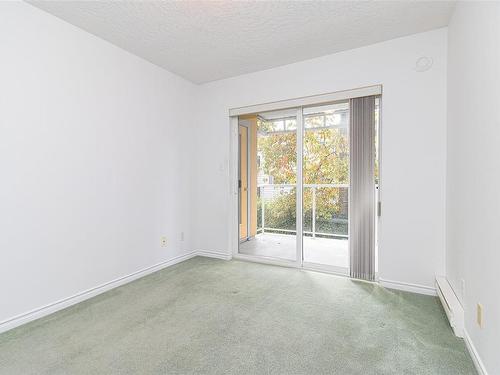 204-1663 Mckenzie Ave, Saanich, BC - Indoor Photo Showing Other Room