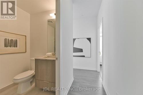 3308 - 32 Forest Manor Road, Toronto, ON - Indoor Photo Showing Bathroom