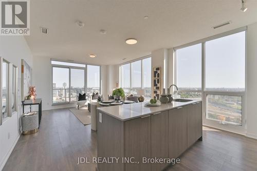 3308 - 32 Forest Manor Road, Toronto, ON - Indoor Photo Showing Kitchen With Upgraded Kitchen