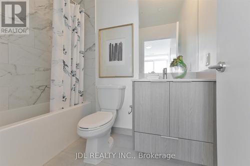 3308 - 32 Forest Manor Road, Toronto, ON - Indoor Photo Showing Bathroom