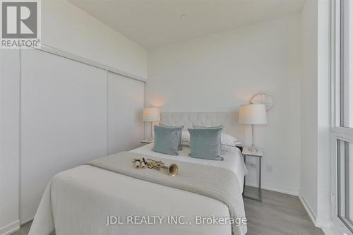 3308 - 32 Forest Manor Road, Toronto, ON - Indoor Photo Showing Bedroom