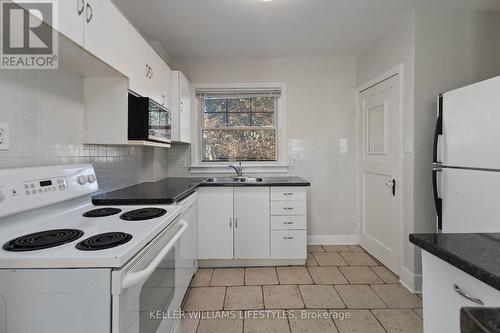 177 Cathcart Street, London, ON - Indoor Photo Showing Kitchen With Double Sink