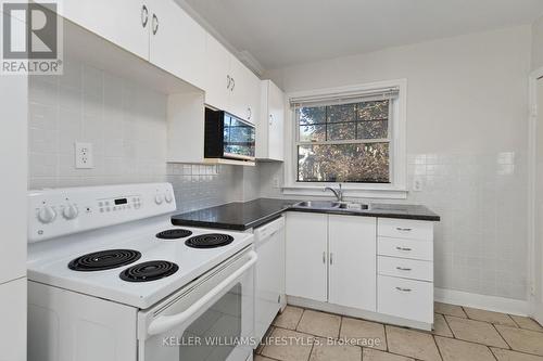 177 Cathcart Street, London, ON - Indoor Photo Showing Kitchen With Double Sink