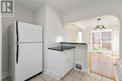 177 Cathcart Street, London, ON - Indoor Photo Showing Kitchen