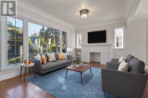 177 Cathcart Street, London, ON - Indoor Photo Showing Living Room With Fireplace