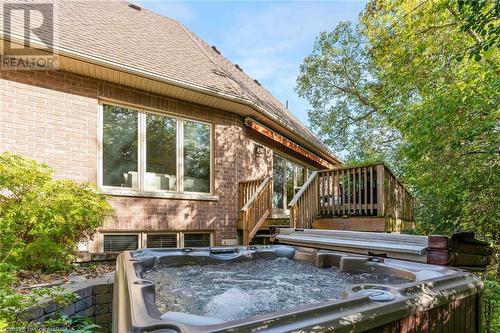 1100 Haydonbridge Court, Peel, ON - Outdoor