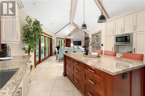 1100 Haydonbridge Court, Peel, ON - Indoor Photo Showing Kitchen