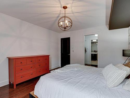 Master bedroom - 403-180 Rue Bohémier, Mascouche, QC - Indoor Photo Showing Bedroom