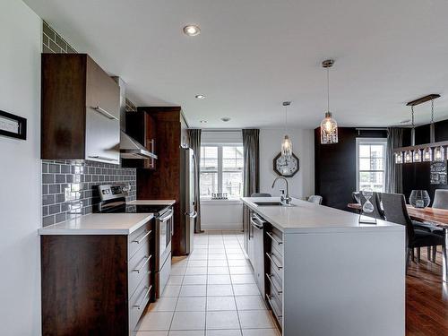 Kitchen - 403-180 Rue Bohémier, Mascouche, QC - Indoor Photo Showing Kitchen