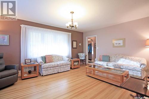 225 Third Avenue N, Yorkton, SK - Indoor Photo Showing Living Room