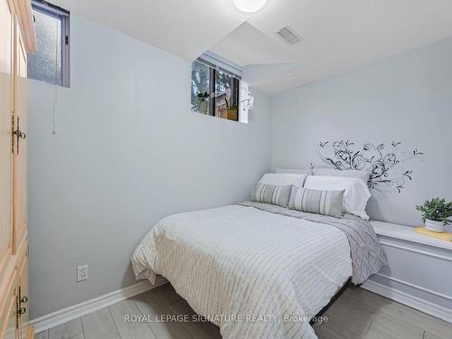 236 Winnett Ave, Toronto, ON - Indoor Photo Showing Bedroom