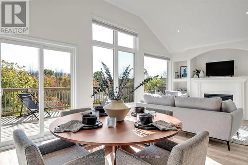 2355 Marsdale Drive, Peterborough (Ashburnham), ON - Indoor Photo Showing Living Room