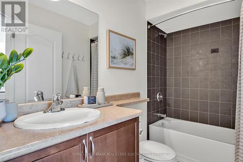 2355 Marsdale Drive, Peterborough (Ashburnham), ON - Indoor Photo Showing Bathroom