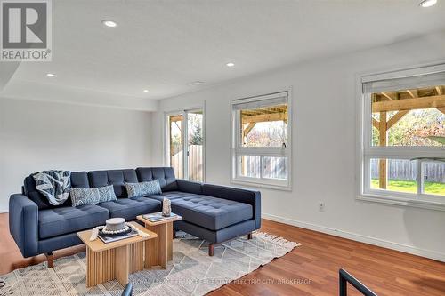 2355 Marsdale Drive, Peterborough (Ashburnham), ON - Indoor Photo Showing Living Room