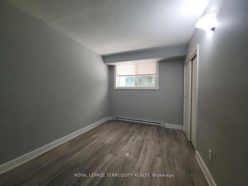 2-207 Trent St E, Whitby, ON - Indoor Photo Showing Other Room