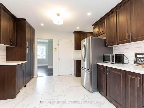 44 Hart Ave, Toronto, ON - Indoor Photo Showing Kitchen