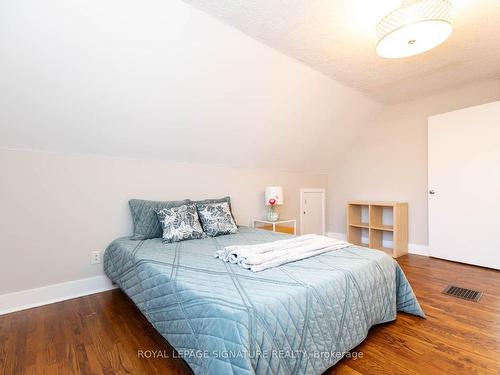 44 Hart Ave, Toronto, ON - Indoor Photo Showing Bedroom