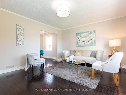 44 Hart Ave, Toronto, ON - Indoor Photo Showing Living Room