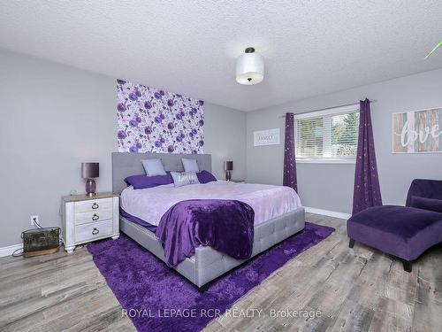 26 Dekker St, Adjala-Tosorontio, ON - Indoor Photo Showing Bedroom