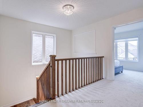 1425 Sycamore Gdns, Milton, ON - Indoor