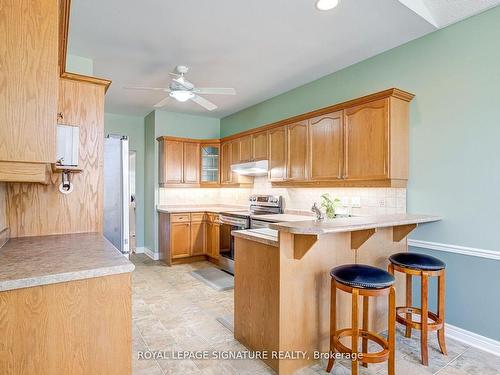 145-2025 Meadowgate Blvd, London, ON - Indoor Photo Showing Kitchen