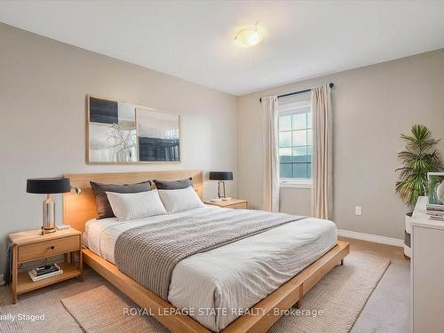 37-541 Winston Rd, Grimsby, ON - Indoor Photo Showing Bedroom