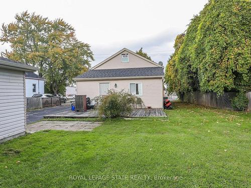 344 Barton St, Hamilton, ON - Outdoor