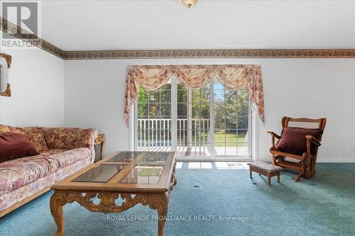 1952 Melrose Road, Tyendinaga, ON - Indoor Photo Showing Living Room