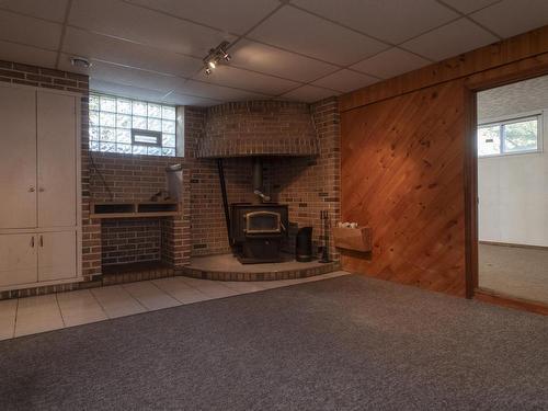 397 Gratton Road, Thunder Bay, ON - Indoor With Fireplace