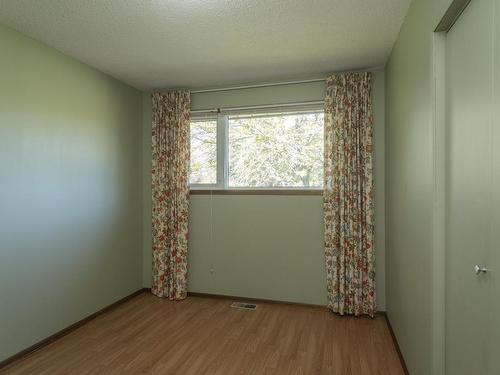 397 Gratton Road, Thunder Bay, ON - Indoor Photo Showing Other Room