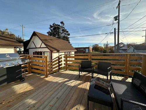 318 Manitoba Street, Schreiber, ON - Outdoor With Deck Patio Veranda