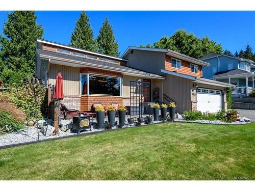 869 Deal St, Comox, BC 