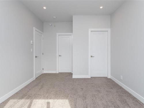 401-918 Jenkins Ave, Langford, BC - Indoor Photo Showing Other Room