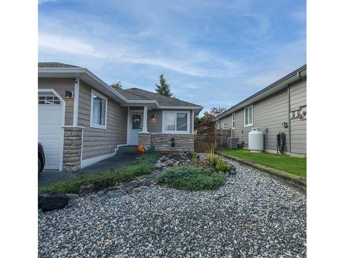 2698 Vancouver Pl, Campbell River, BC 