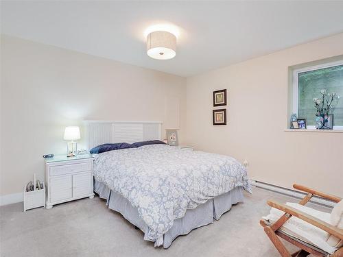 6496 Lanark Rd, Sooke, BC - Indoor Photo Showing Bedroom