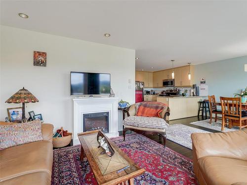 6496 Lanark Rd, Sooke, BC - Indoor Photo Showing Living Room With Fireplace