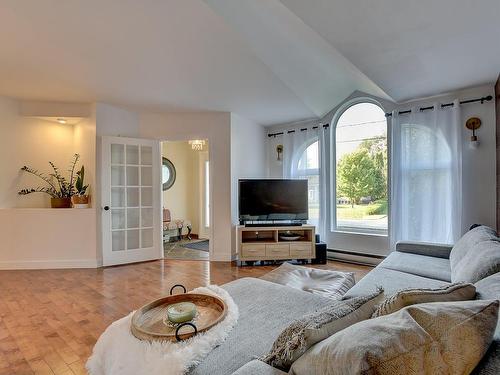 Salon - 55Z  - 57Z Rue Du Domaine, Lavaltrie, QC - Indoor Photo Showing Living Room