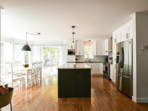 Interior - 971  - 971A Ch. De La Montagne, Sainte-Agathe-Des-Monts, QC - Indoor Photo Showing Kitchen