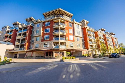 204-3865 Truswell Road, Kelowna, BC - Outdoor With Facade