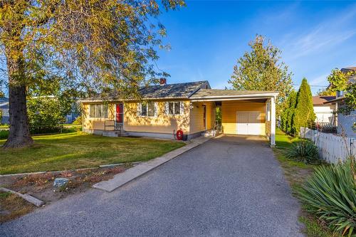 3461 Patsy Road, Kelowna, BC - Outdoor