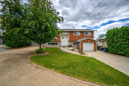 1206 39B Avenue, Vernon, BC - Outdoor