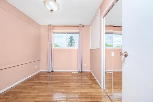 1206 39B Avenue, Vernon, BC - Indoor Photo Showing Other Room