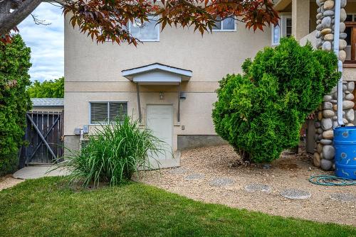 1206 39B Avenue, Vernon, BC - Outdoor